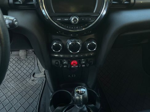 Used 2017 MINI Cooper 2-Door Hardtop FWD image 12