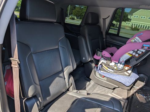 Used 2015 GMC Yukon SLT w/ Open Road Package AWD/4WD image 9