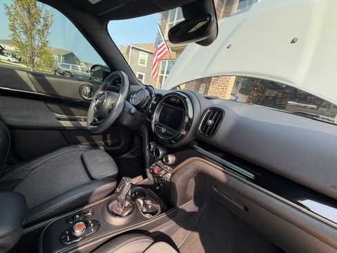 Used 2020 MINI Cooper Countryman S w/ Premium Package AWD/4WD image 16