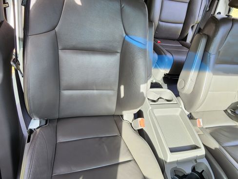Used 2013 Honda Odyssey Touring Elite image 10