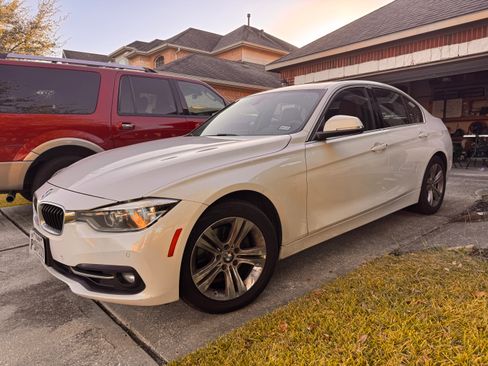Used 2017 BMW 330i Sedan image 5