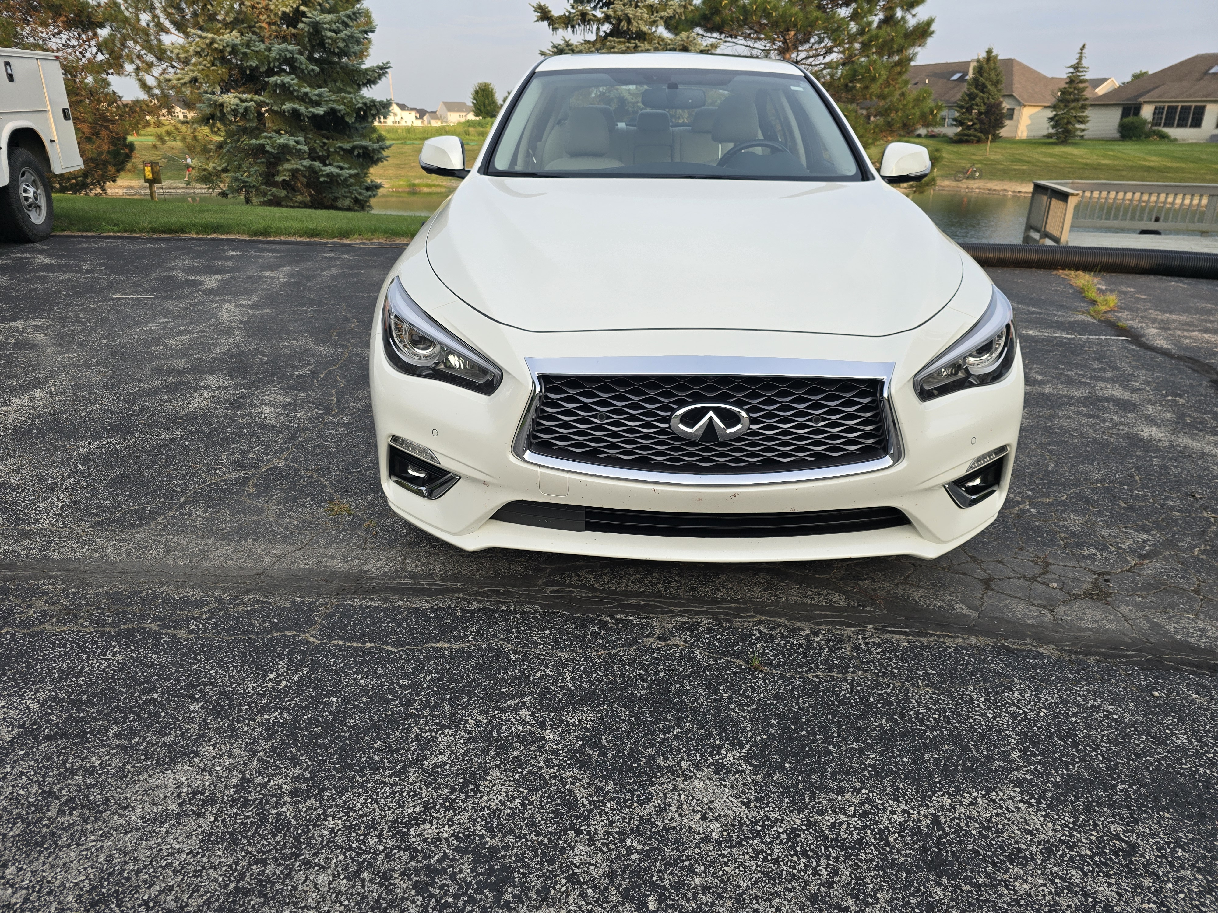 Used 2020 INFINITI Q50 Luxe w/ Essential Package (3.0T Luxe) AWD/4WD image 12