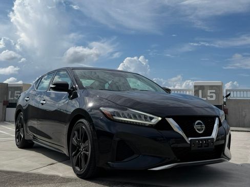 Used 2021 Nissan Maxima 3.5 SV w/ Floor Mat Group FWD image 2