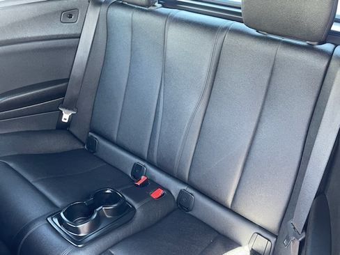 Used 2020 BMW 230i xDrive Convertible image 9