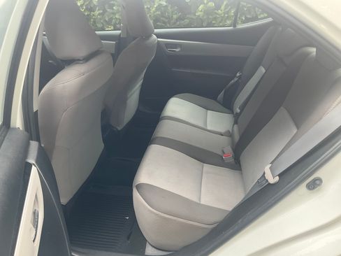 Used 2018 Toyota Corolla LE w/ LE Premium Package FWD image 8