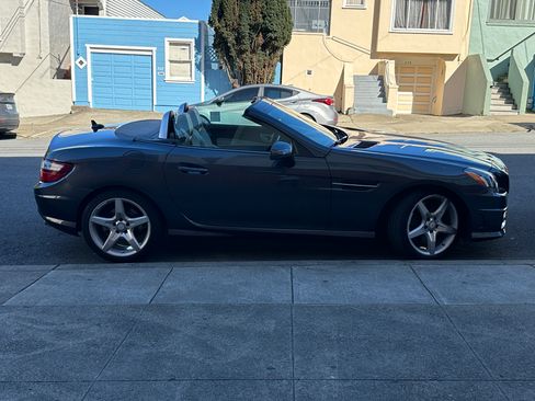 Used 2014 Mercedes-Benz SLK 250 image 12