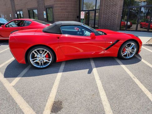 Used 2018 Chevrolet Corvette Stingray Convertible w/ 2LT Preferred Equipment Group image 7