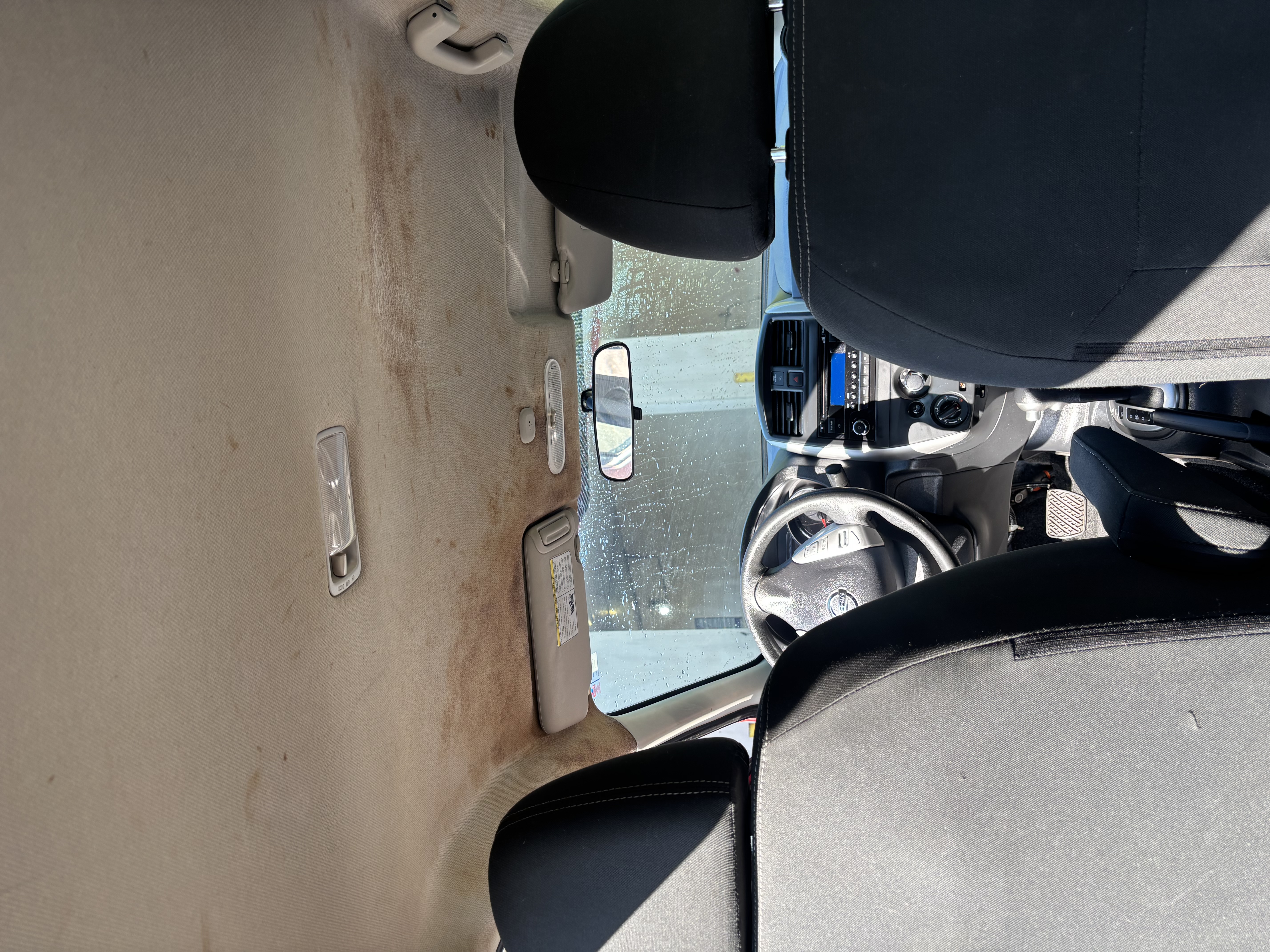 Used 2018 Nissan Versa SV FWD image 13