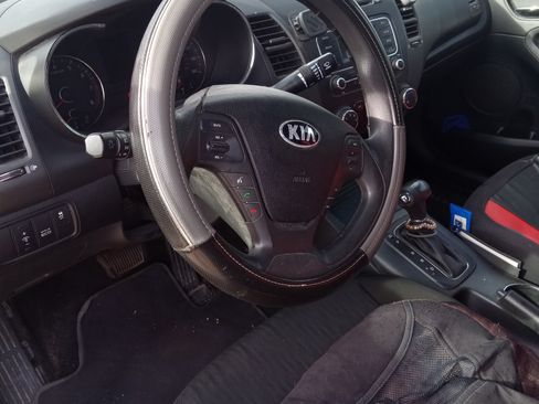 Used 2016 Kia Forte LX image 6