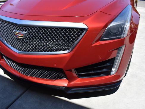 Used 2016 Cadillac CTS V w/ Luxury Package RWD image 11