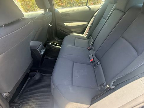 Used 2024 Toyota Corolla LE FWD image 11