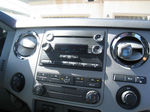 Used 2014 Ford F250 XLT image 20