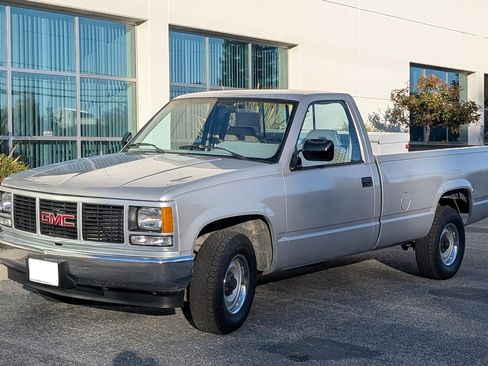 Used 1992 GMC Sierra 1500 2WD Regular Cab image 2