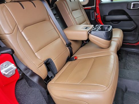 Used 2020 Jeep Wrangler Unlimited Sahara w/ Dual Top Group image 13