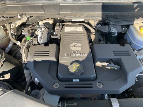 Used 2021 RAM 2500 Laramie image 12