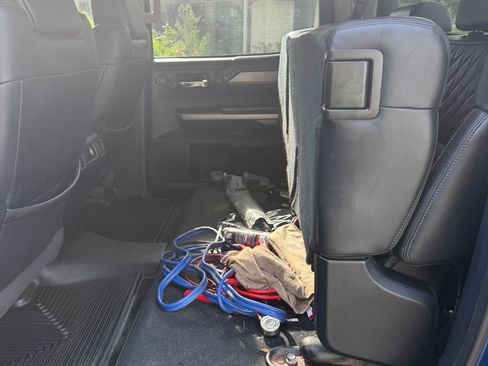 Used 2015 Toyota Tundra Platinum image 11