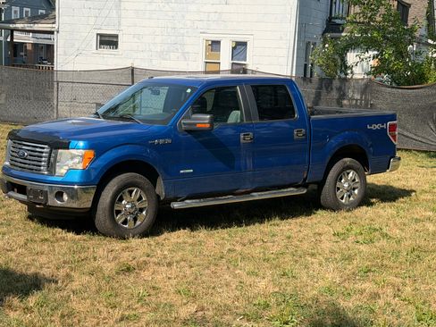 Used 2012 Ford F150 XLT w/ XLT Chrome Pkg AWD/4WD image 4