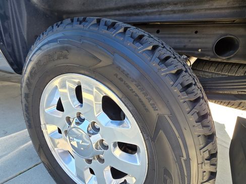 Used 2012 Chevrolet Silverado 2500 LTZ w/ LTZ Plus Package image 9