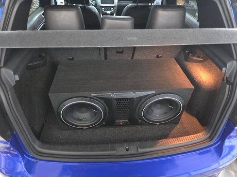 Used 2012 Volkswagen Golf R 4-Door image 12