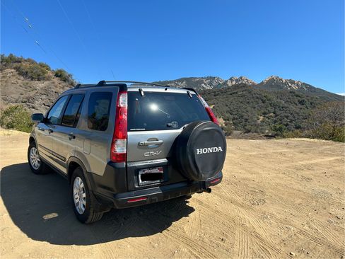 Used 2005 Honda CR-V EX image 4