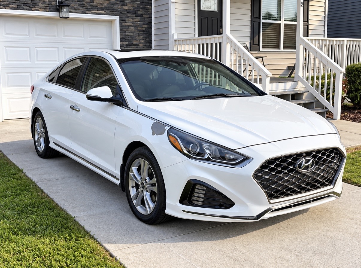 Used 2018 Hyundai Sonata Sport FWD image 1