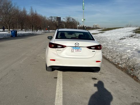 Used 2018 MAZDA MAZDA3 Sport image 5