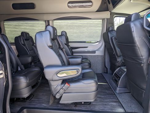 Used 2022 Mercedes-Benz Sprinter 2500 image 21