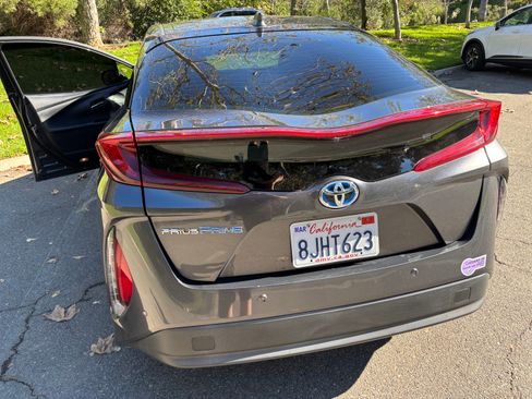 Used 2019 Toyota Prius Prime Advanced image 6