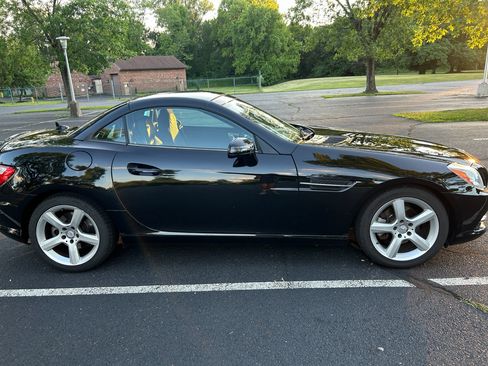 Used 2012 Mercedes-Benz SLK 250 image 10