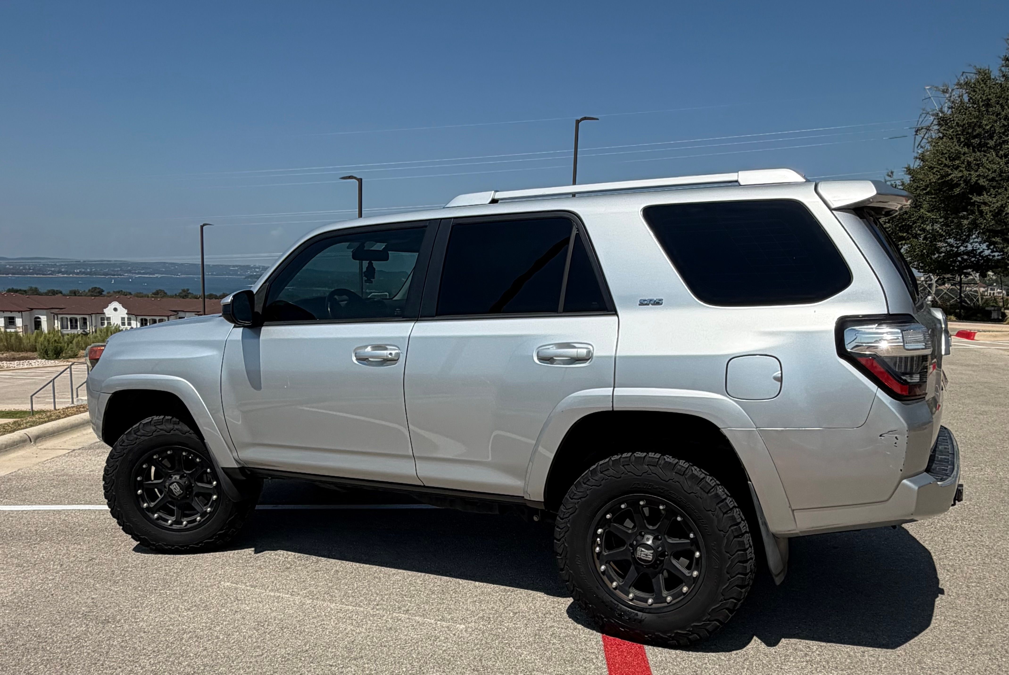 Used 2015 Toyota 4Runner SR5 RWD image 5