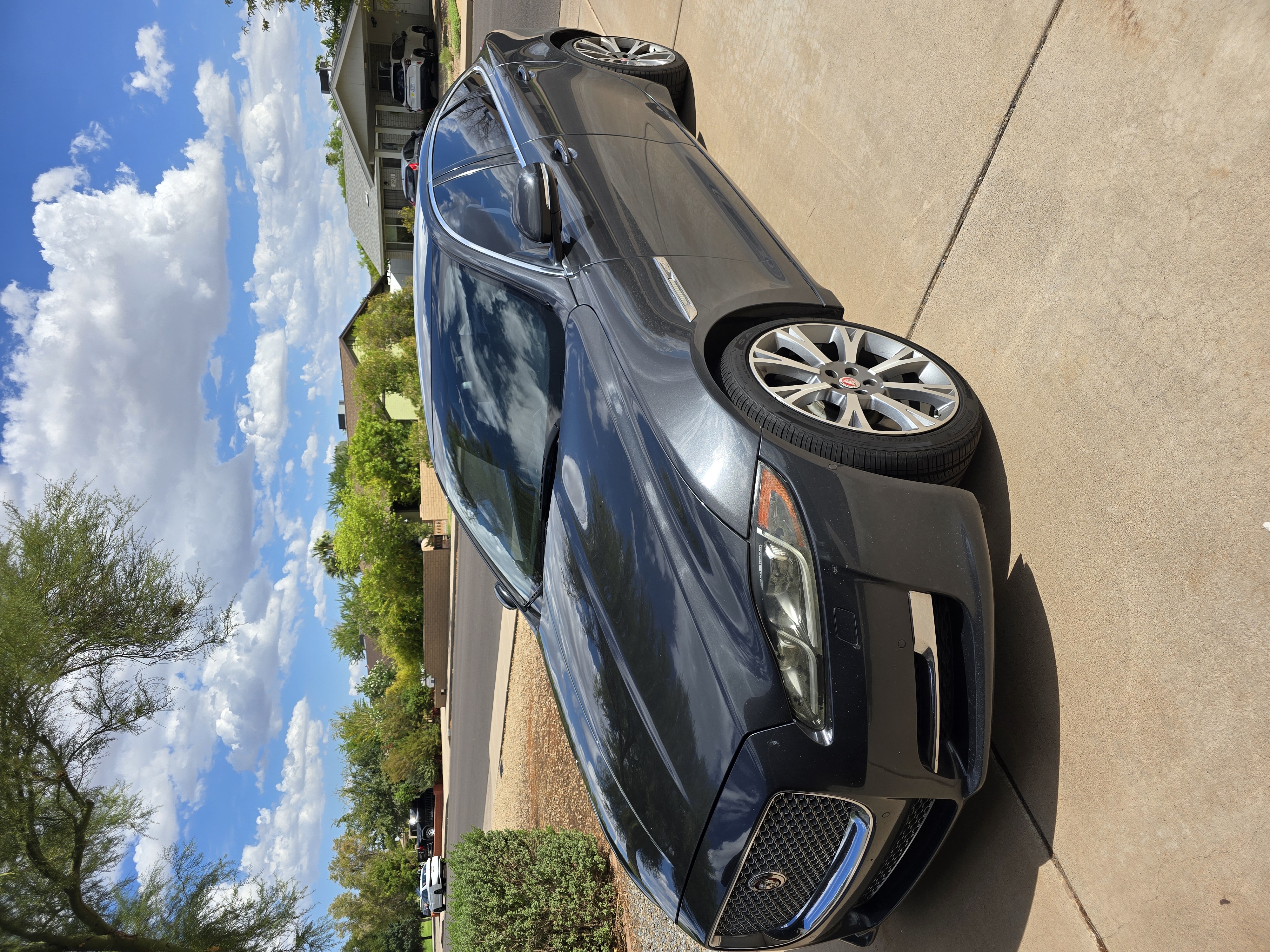 Used 2016 Jaguar XJ L Portfolio AWD/4WD image 1