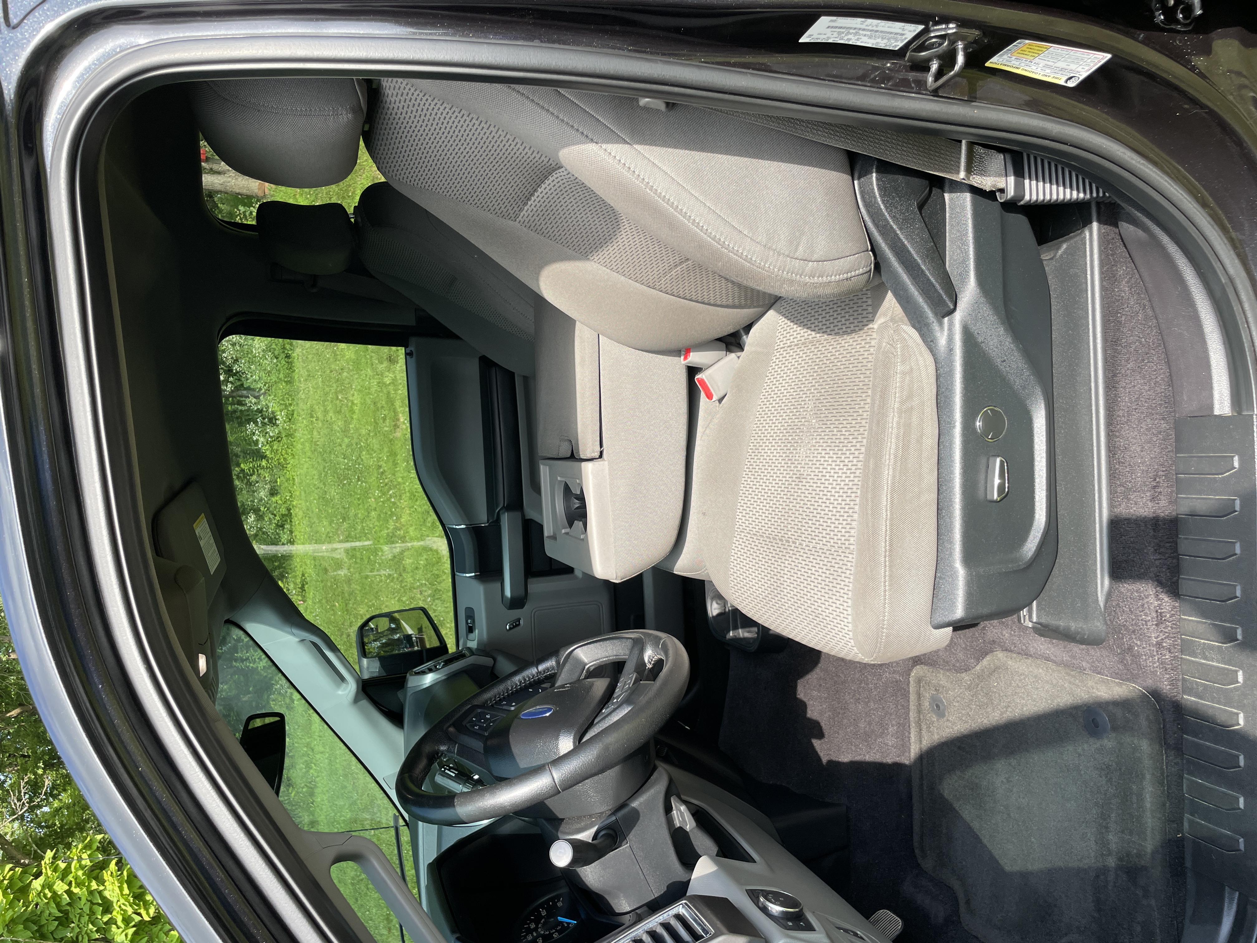 Used 2015 Ford F150 XLT w/ Equipment Group 301A Mid RWD image 12