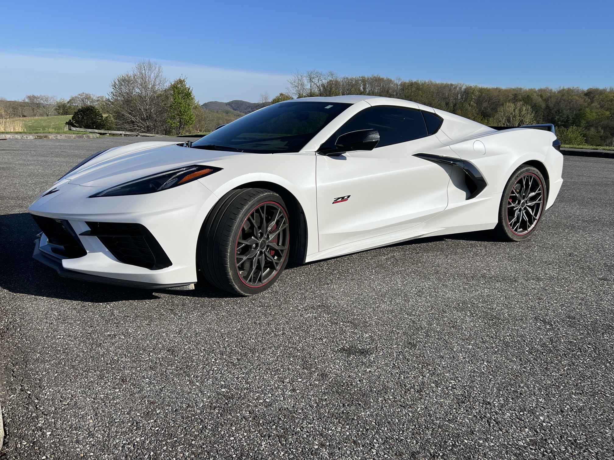 Used 2023 Chevrolet Corvette Stingray Premium Cpe w/ Z51 Performance Package RWD image 5