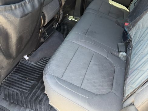 Used 2019 Chevrolet Silverado 1500 Custom image 14