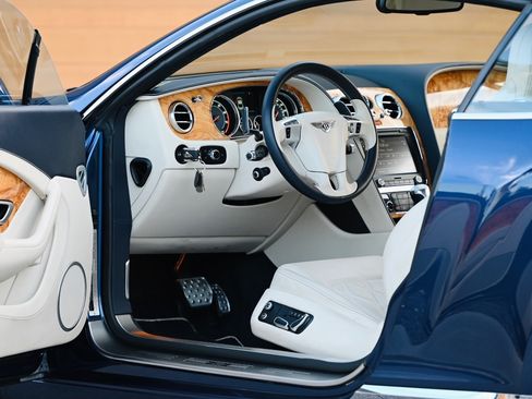 Used 2012 Bentley Continental GT image 6
