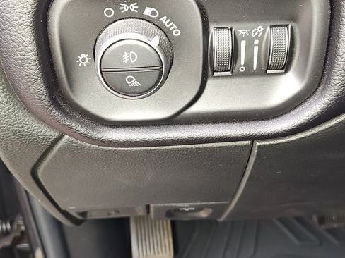 Used 2022 RAM 3500 Laramie w/ Safety Group B image 30