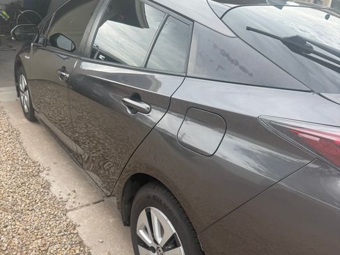 Used 2016 Toyota Prius Three w/ Advanced Technology Package image 8