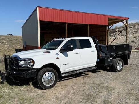 Used 2023 RAM 4500 Laramie AWD/4WD image 2
