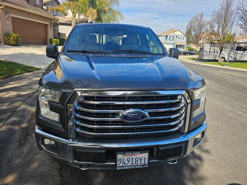 Used 2016 Ford F150 XLT w/ Equipment Group 302A Luxury image 8