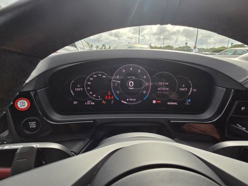 Used 2025 Porsche Cayenne GTS image 5