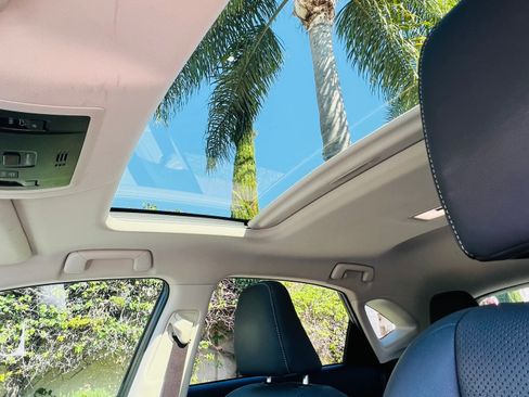 Used 2019 Lexus NX 300h AWD image 12