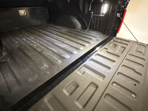 Used 2021 Ford F150 Lariat AWD/4WD image 24