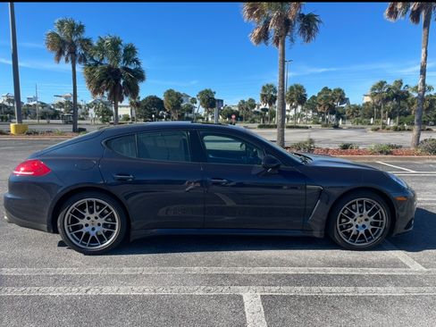 Used 2015 Porsche Panamera image 22