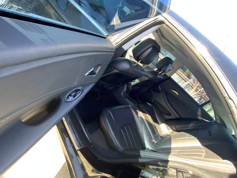 Used 2007 Mercedes-Benz CLS 550 image 12