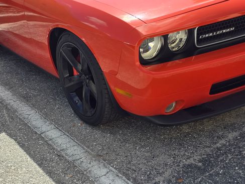 Used 2009 Dodge Challenger SRT8 w/ SRT Option Group II image 26