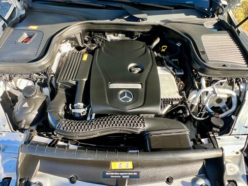 Used 2016 Mercedes-Benz GLC 300 300 Sport Utility 4D image 8