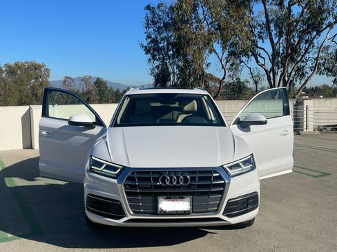Used 2018 Audi Q5 2.0T Premium Plus w/ Premium Plus Package image 1