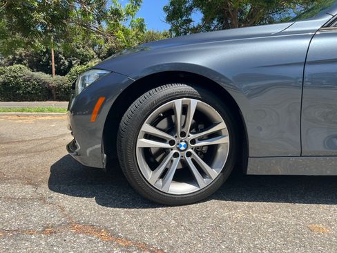 Used 2016 BMW 328i Sedan RWD image 9