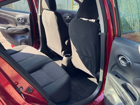 Used 2018 Nissan Versa SV FWD image 8