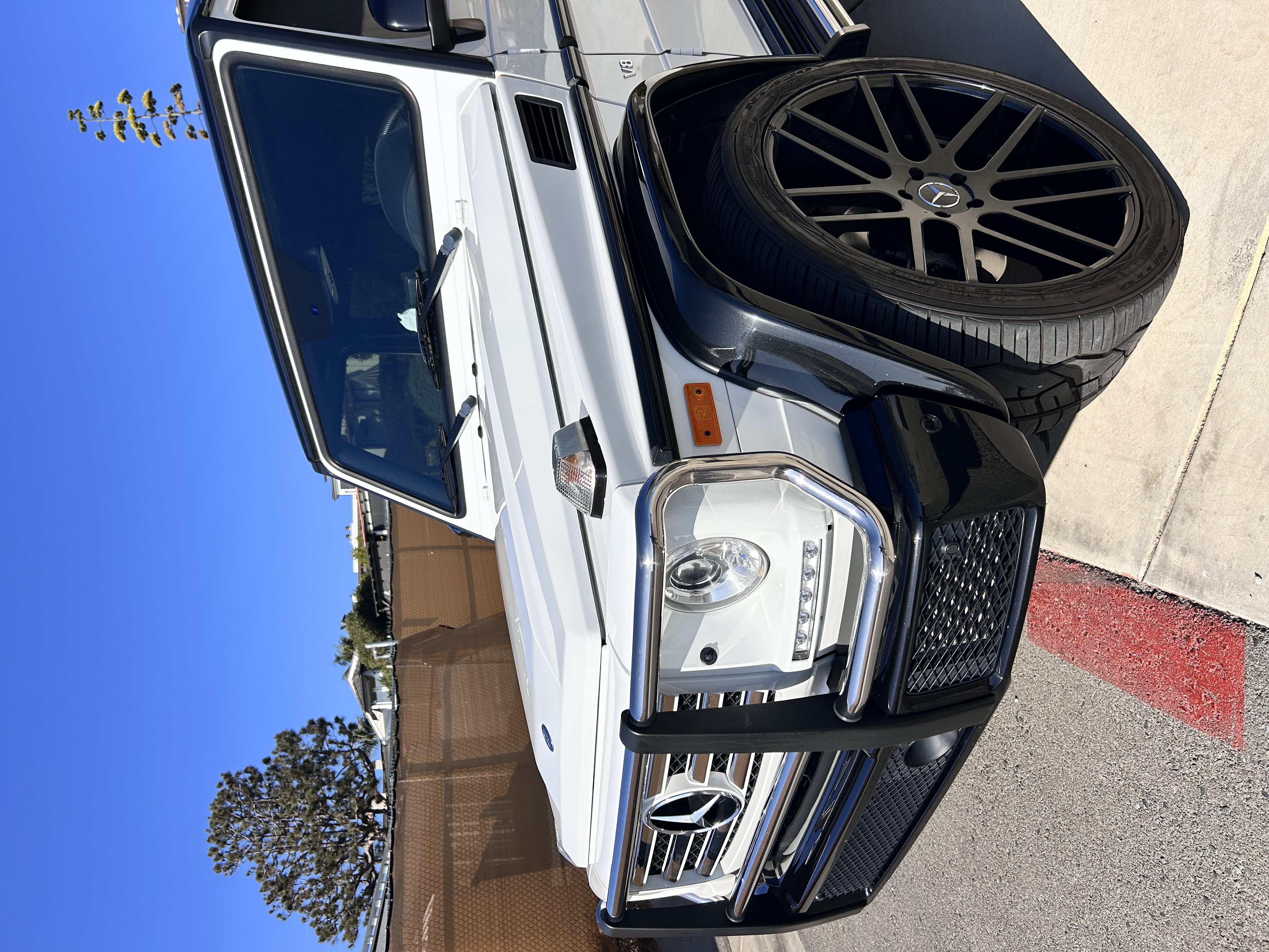 Used 2017 Mercedes-Benz G 550 image 13